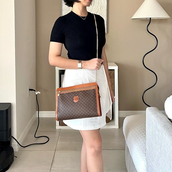 Celine Handbags - 🍓CELINE Macadam Triomphe Clutch